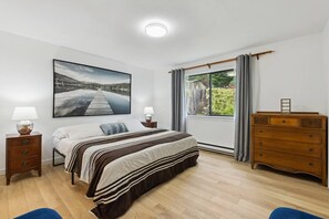 3 habitaciones, escritorio, tabla de planchar con plancha y wifi gratis 