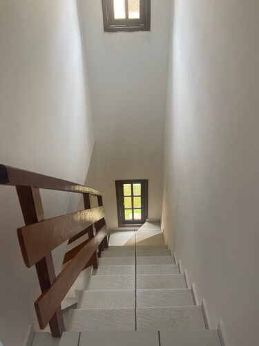 House in a gated community 500 meters from the beach! Barbecue and swimming pool.