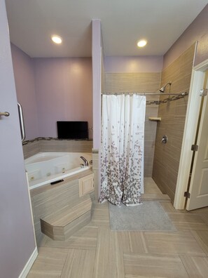 Baignoire à jets, serviettes fournies