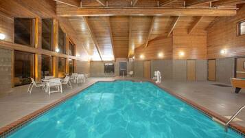 Una piscina techada