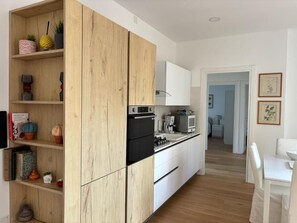 Microwave, oven, stovetop, dishwasher