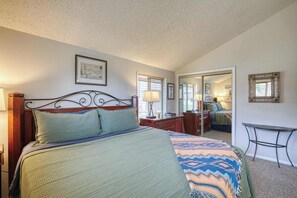 3 Schlafzimmer, Schreibtisch, Bügeleisen/Bügelbrett, WLAN