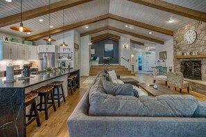 TV, fireplace, video games, books - Luxury Family Home w/ Hot Tub + Mountain Views (Pagosa Springs)