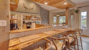 Coffee/tea maker, fridge, microwave, oven - Pet-Friendly Retreat w/ Fenced Yard & Fire Pit (Pagosa Springs)