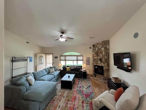 TV, fireplace, offices