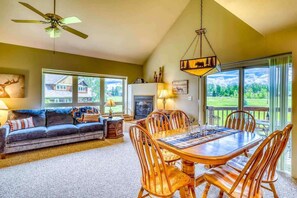 TV, fireplace, offices