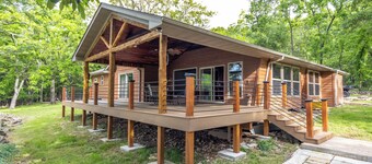 Idle Awhile Cabin on 36 Acres – Luxury Meets Historic Charm in the Ozarks