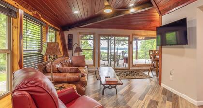 Idle Awhile Cabin on 36 Acres – Luxury Meets Historic Charm in the Ozarks