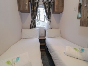 3 Schlafzimmer, individuell dekoriert, individuell eingerichtet