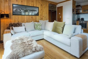 Comfortable Sofa - Val d'Arve Apartment, Centre, Chamonix All Year (Chamonix)