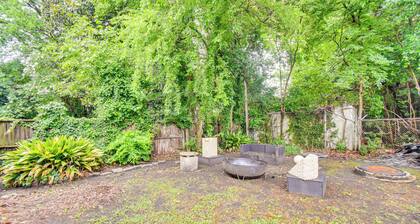 Walk to River & Downtown: Portsmouth Apartment!