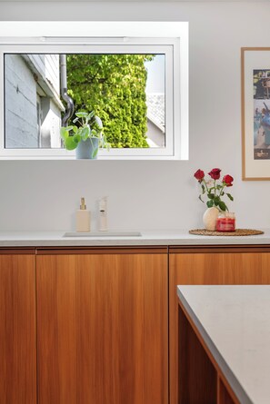 Apartment, 1 Bedroom, Garden View | Interior