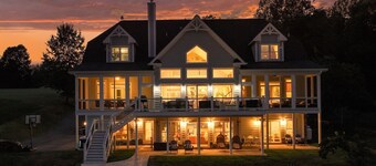 NEW 7BR Lakefront Lake Anna, Boat Dock, Deck Views