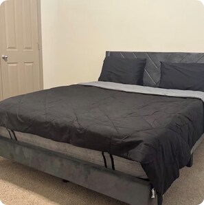 Room - Cozy 1-bedroom apartment with fitness room, WiFi in lovely Stockbridge (Stockbridge)