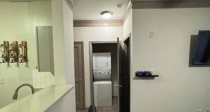 Cozy 1-bedroom apartment with fitness room, WiFi in lovely Stockbridge