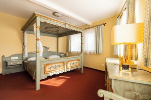 Exclusive Suite, River View