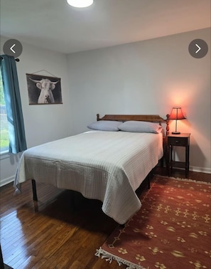 2 chambres, fer et planche à repasser, Wi-Fi, literie fournie