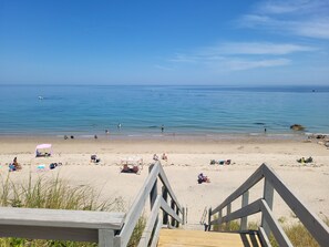 Sun-loungers, beach towels
