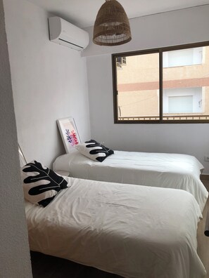 5 Schlafzimmer, Bügeleisen/Bügelbrett, WLAN, Bettwäsche