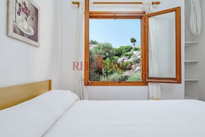 2 dormitorios y ropa de cama