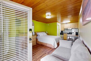 Accès Internet, draps fournis