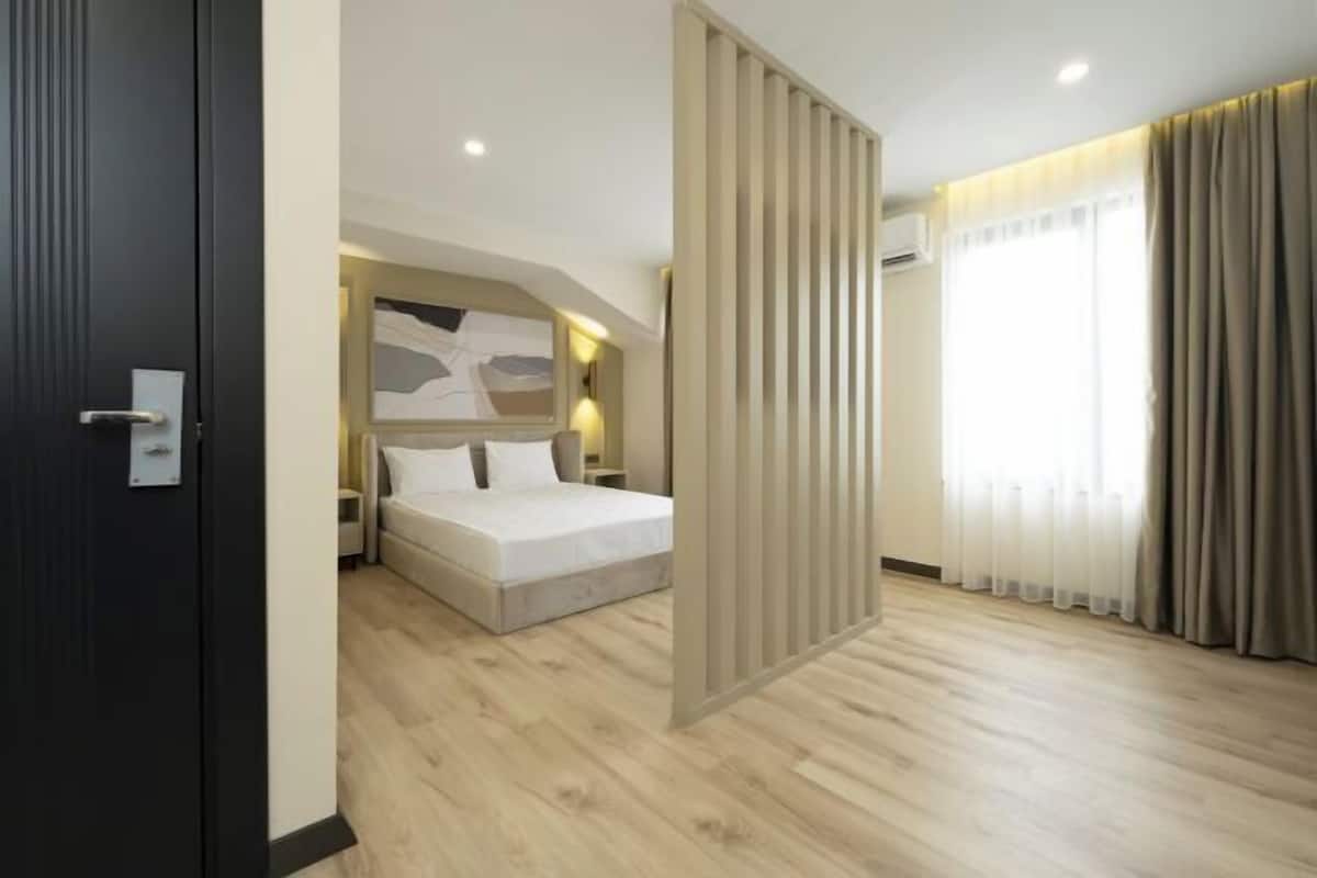 Cots/infant beds