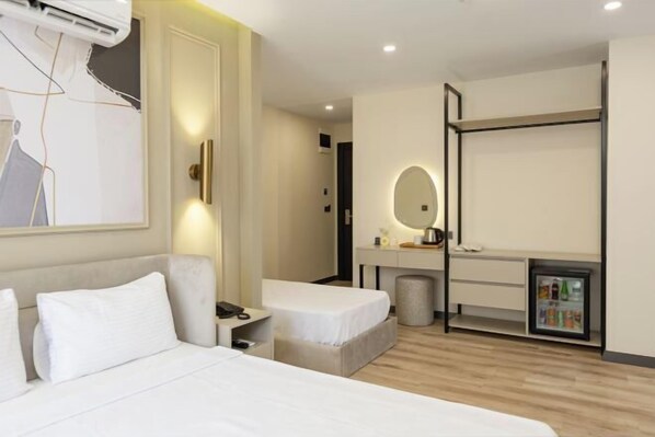 Cots/infant beds