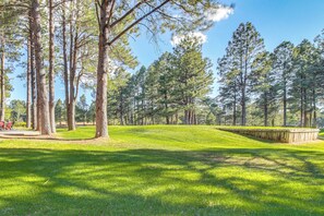 Property grounds - Golf Course Getaway & Hot Tub Haven in Pinetop! (Pinetop)