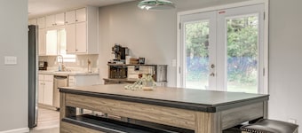 Ping-Pong & Pool Table: Peaceful Stonecrest Escape