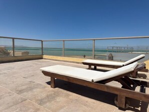 Terrace/patio - Villa Anna & Snake - One-Bedroom Apartment with Sea View and Terrace (Red Sea Governorate)
