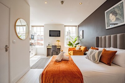 Dublin Central Suites