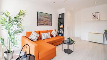 Superior Apartment, 1 Bedroom, Non Smoking | Living area