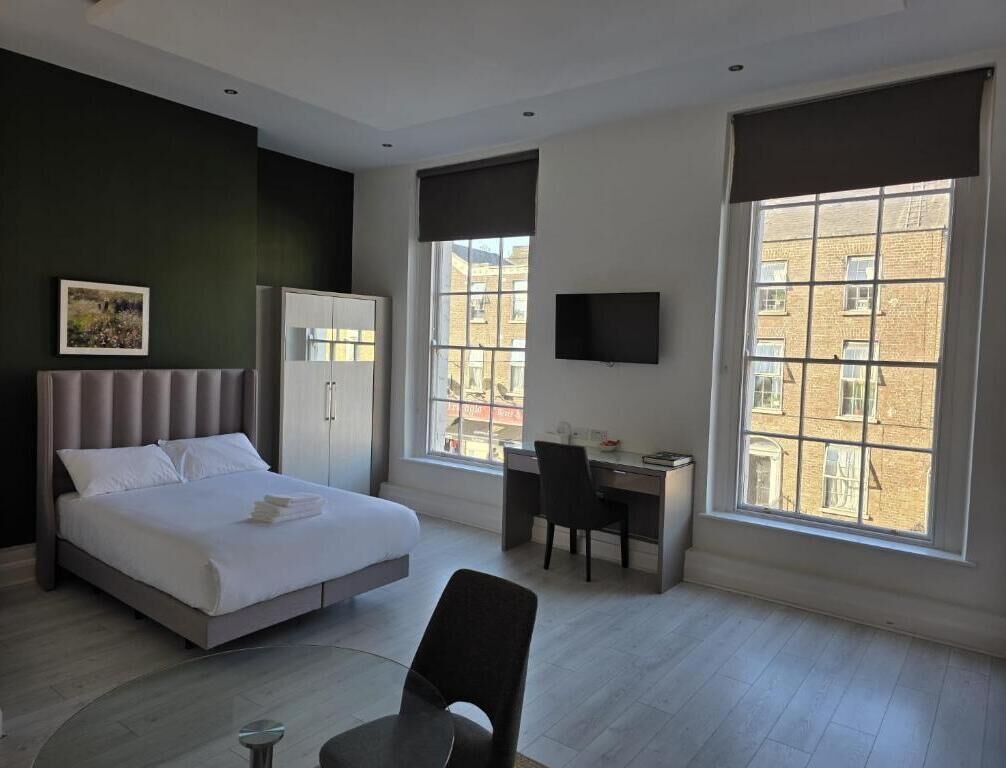 In-room safe, desk, laptop workspace, iron/ironing board