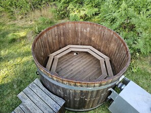 Chalet, 3 Bedrooms, Smoking, Patio | Outdoor spa tub - Cottage & 1200m² Garden (Kolmården)