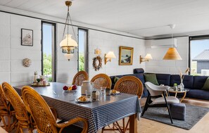 Dining - 3 bedroom nice home in Harboøre (Harboøre)