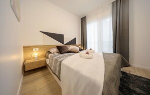 2 quartos, ferros/tábuas de passar roupa, Wi-Fi de cortesia