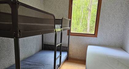 Cottage , Private Sauna for 8 People , 1000m² Garden