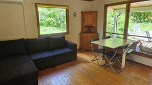 Living area - Cottage , Private Sauna for 8 People and big Garden (Odensbacken)