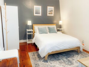 4 bedrooms, WiFi, bed sheets