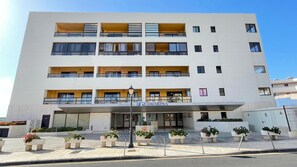 Exterior - Vacation Apartment 'Ocean Golf San Miguel' with Sea View, Shared Pool and Wi-Fi (San Miguel de Abona)