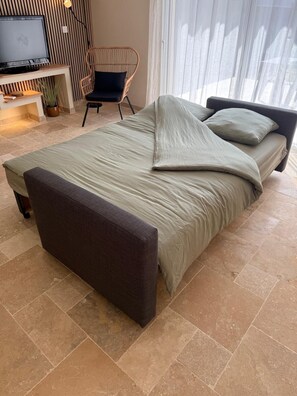 2 bedrooms, iron/ironing board, WiFi, bed sheets - Country house with SPA (Massay)
