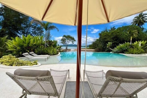 Alberca al aire libre