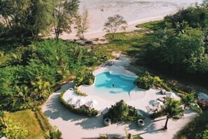 Alberca al aire libre