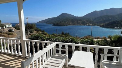 Villa Mira by Ertem Homes