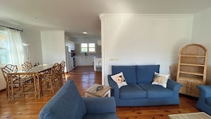 Villa Panoramic - 3 sovrum - havsutsikt | Vardagsrum