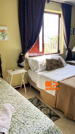 Basic Triple Room (POND 03) | Blackout drapes, iron/ironing board, free WiFi
