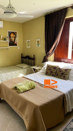 Cortinas blackout, tabla de planchar con plancha y wifi gratis 