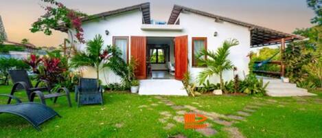 Basic Chalet (POND 02) | Terrace/patio