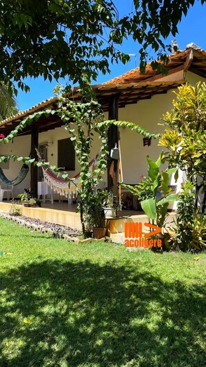 Alpehytte – basic (POND 01) | Overnattingsstedets uteområder