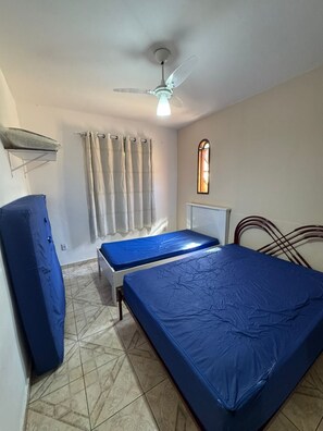 3 bedrooms, iron/ironing board, WiFi
